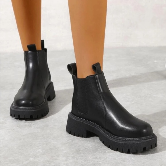 SHEIN Solid Black Moto Combat Boots Women’s Size 9 - Picture 3 of 11